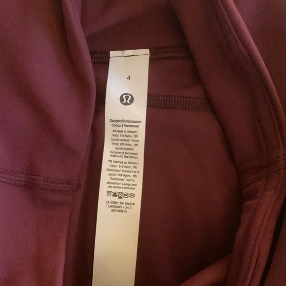 NWT! Lululemon groove SHR Flared pant regular - Picture 4 of 5